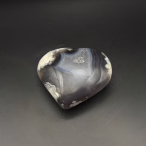 Carved agaat hart